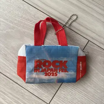 로킹 2025 ROCKIN JAPAN 나오면 럭키 미니 클로크백
