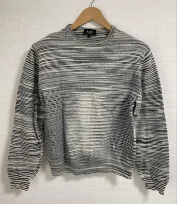 A.P.C. 스트라이프 니트 스웨터 사이즈 3