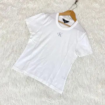 [ Calvin Klein ] (L) 크롭 기장 반팔 티셔츠