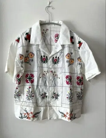 Freada 인도 패치워크 자수 셔츠