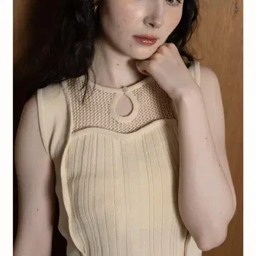 euw wave design knit tank-top / ivory