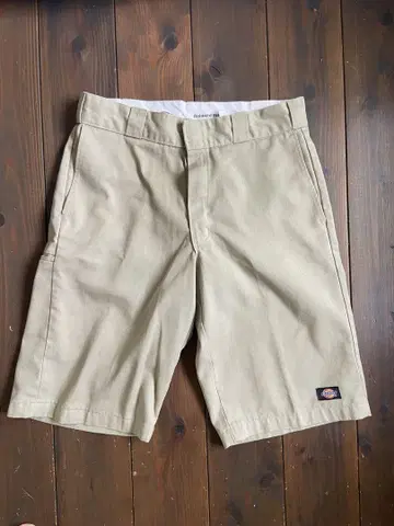 Dickies 디키즈 릴랙스 핏 하프 팬츠 베이지 32