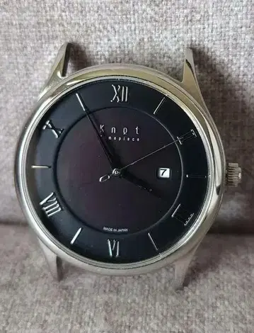 Knot 솔라 손목시계 CS-32
