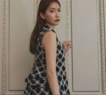 herlipto Vol.1 Check Tweed Peplum Top
