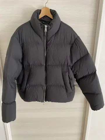 [ 클리닝 완료 ] ZARA 다운 자켓