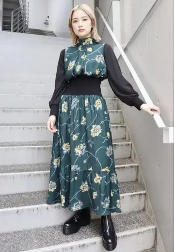 새상품급 MURUA 리브 허리 원피스
