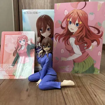 오등분의 신부 미쿠 피규어 5월의 파일과 미니 책받침 포함