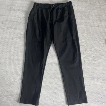 THOUSAND MILE 블랙 자켓과 팬츠 셋업