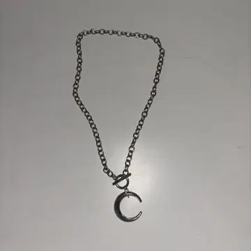실버 C형 펜던트 목걸이