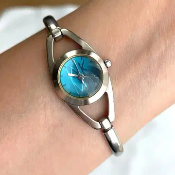 MK MICHEL KLEIN 손목시계