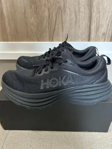 HOKA 본다이 8 블랙