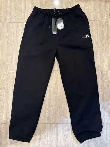 RVCA 블랙 스웨트 팬츠 M