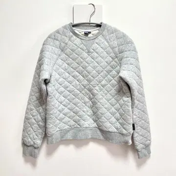 헬리 한센 그레이 퀼팅 맨투맨 M