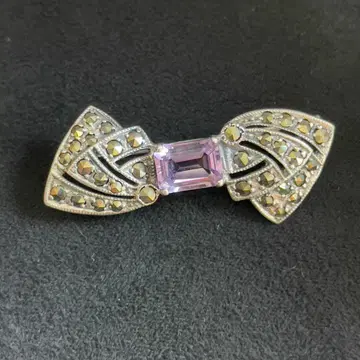 [ 12 ] 록잔 자수정과 말카사이트의 리본 브로치 심플 엘레강트