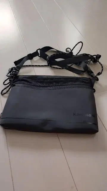 Kawasaki 블랙 숄더백 사코슈