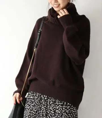Spick & Span 캐시미어 혼방 터틀 풀오버
