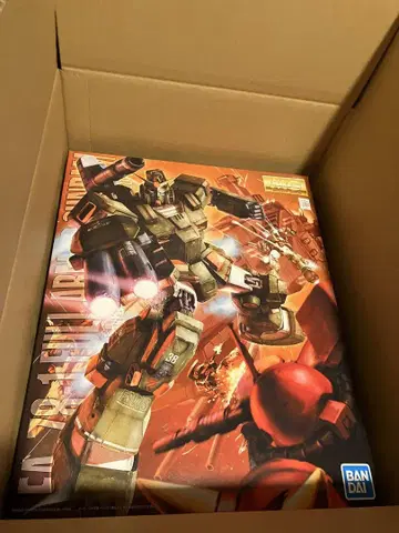 MG 1/100 풀 아머 건담
