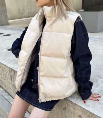베이지 퀼팅 다운 베스트