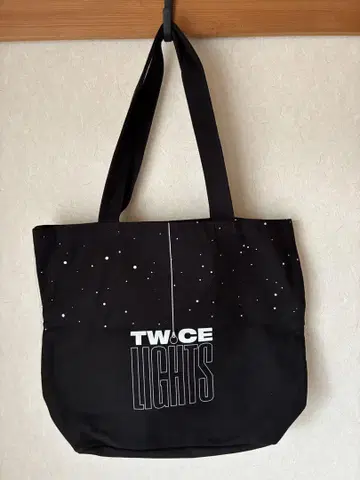 TWICE LIGHTS 토트백 블랙