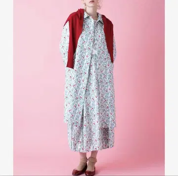 새상품 LISETTE 엘리자베스 포와송 루즈 롱 코트