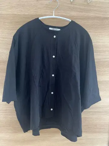 나추카라 블랙 버튼 셔츠 7부 소매