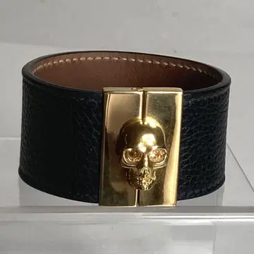 Alexander McQueen 블랙 가죽 커프 골드 스컬 포함