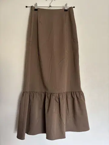 BLENHEIM 브라운 플레어 롱 스커트