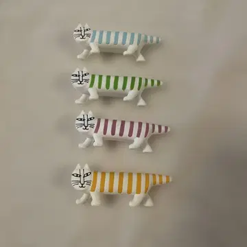 리사 라슨 마이키 가챠가챠
