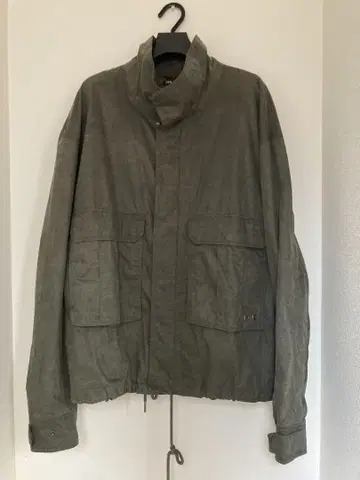 ZARA 올리브 그린 밀리터리 자켓