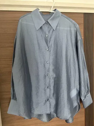 미사용 새상품 블루 셔츠 블라우스 VIS