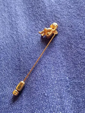 천사 디자인의 골드 컬러 브로치 약 7cm
