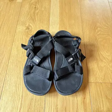 THE NORTH FACE 블랙 아웃도어 샌들 조정 가능 23cm