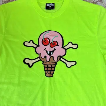 ICECREAM PINKY 아이스크림 빌리어네어 보이즈 클럽