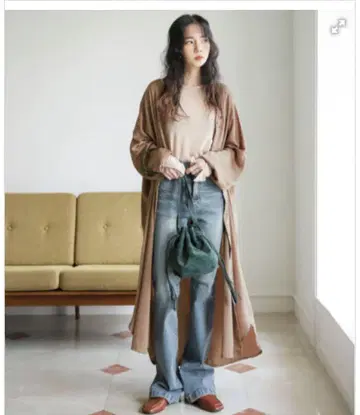 UNE MANSION V넥 롱 새틴 셔츠 원피스