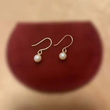 고급스러운 진주 링 귀걸이 골드