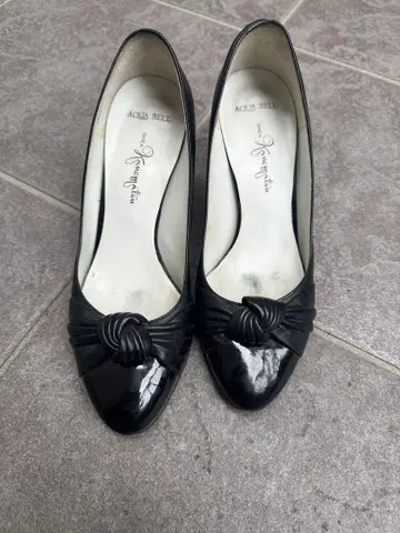 긴자 카네마츠 블랙 펌프스
