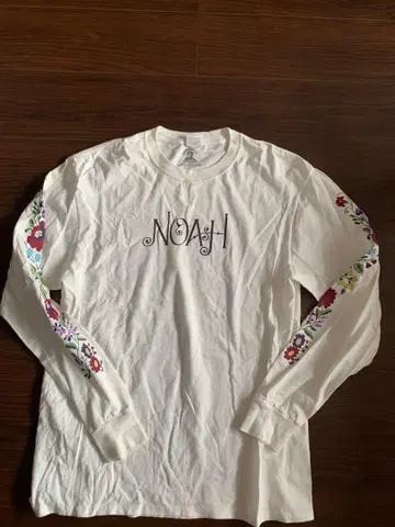NOAH 지미 헨드릭스 긴팔 T셔츠