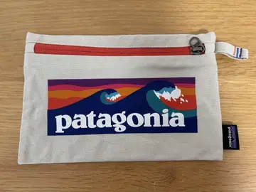 patagonia 파도 그래픽 파우치