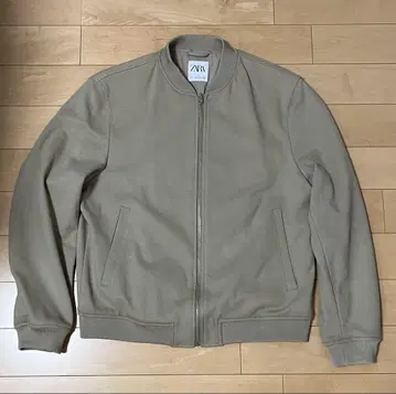 ZARA 베이지 점퍼