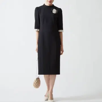 TIARA 로즈 티아라 타이트 클래시컬 원피스 정가 35,200엔