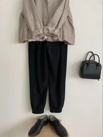새상품급 미즈이로 인드 허리 턱 조거 팬츠