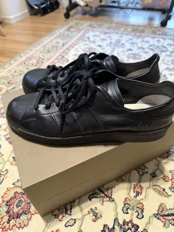 Y-3 SUPERSTAR 블랙 8.5 US