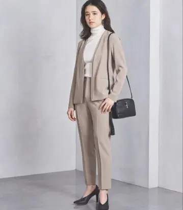 UNITED ARROWS UBCB 파이핑 V 노카라 자켓