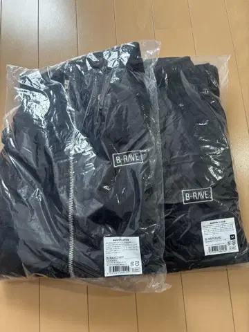HANA 벨로아 트랙 자켓 & 벨로아 팬츠 셋업