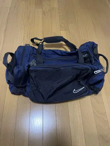 NIKE 구제 의류 보스턴 백