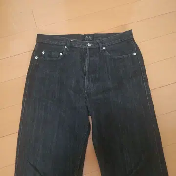 [레어 데님] A.P.C. STANDARD 블랙 데님