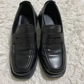 ZARA 통굽 로퍼 43