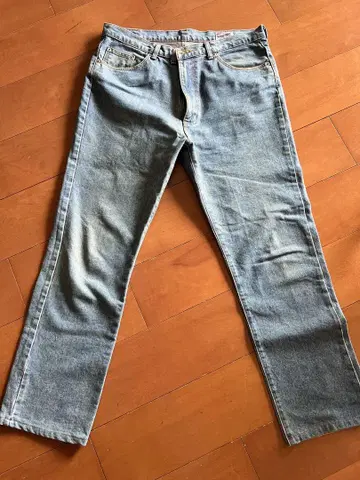 Wrangler 라이트 블루 스트레이트 데님