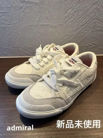 [ 미사용 새상품 ] 어드미럴 스니커즈 이노머 플라워 22.5cm