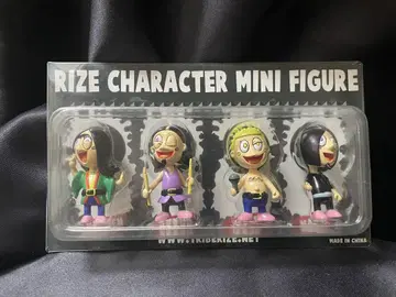[레어템] RIZE 캐릭터 미니 피규어 4개 세트